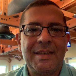 Meet your Posher, Luis